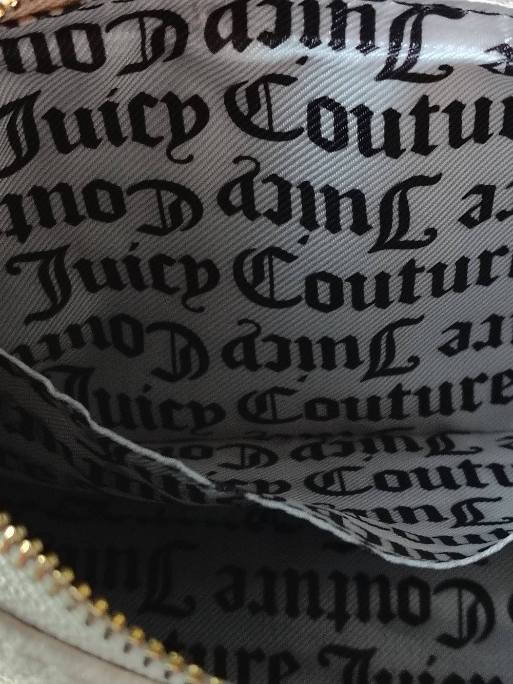 Juicy Couture Blush Pink Shoulder Bag with Gold Chain Accent - Picture 5 of 9